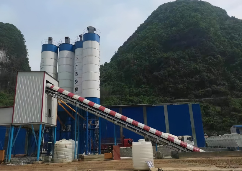  HZS60concrete batching plant11
