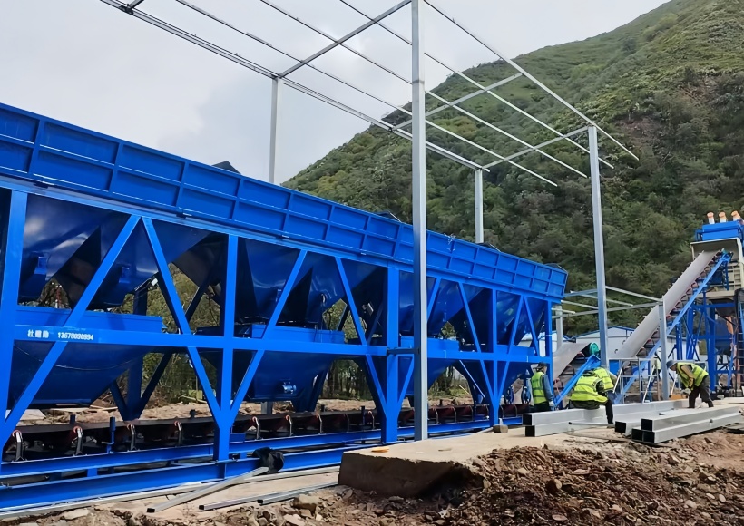 Foundation-free concrete mixing station2