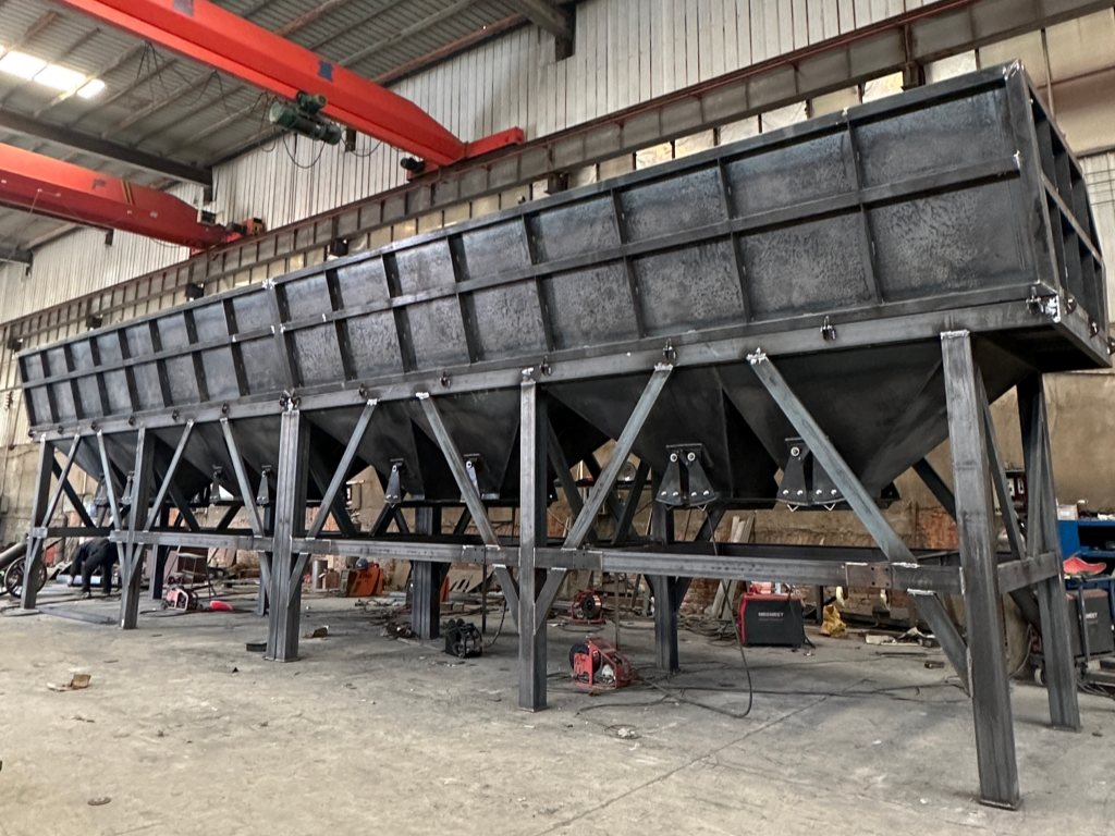 PLD3200 aggregate batcher for HZS120 concrete batching plant configuration