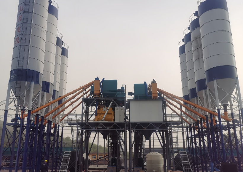HZS90 high-precision concrete mixing plant producing high-strength structural materials