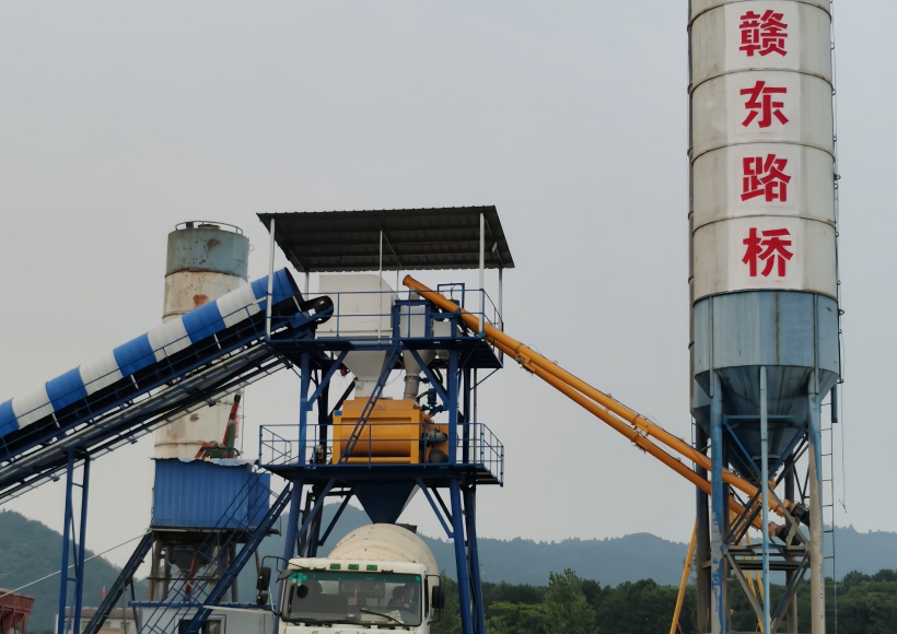 HZS60 concrete batching plant