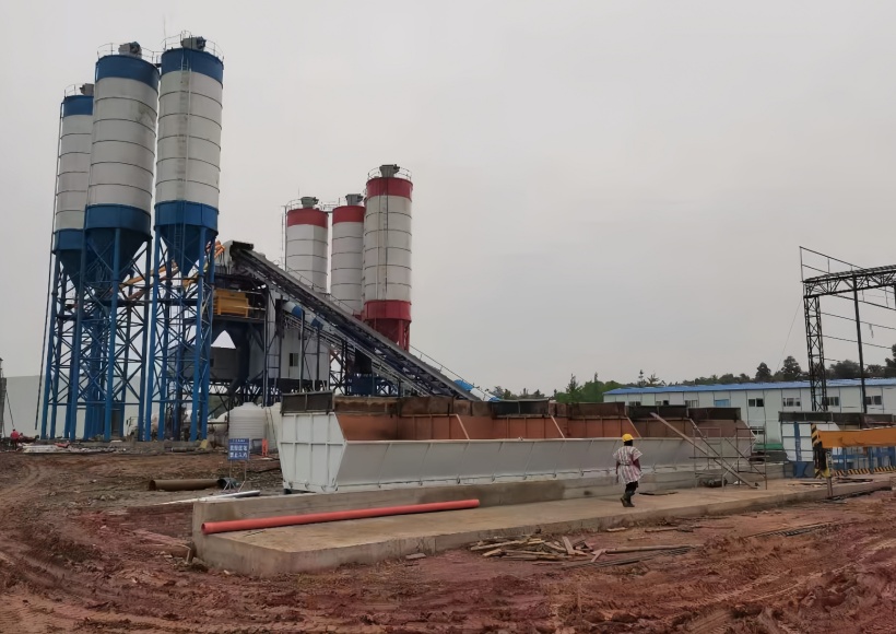 PLD concrete batching machine 81